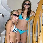 Bikini Girls on the Banniser