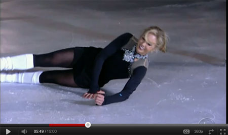 Elisabeth-Hasselbeck-13 Smiling Oops