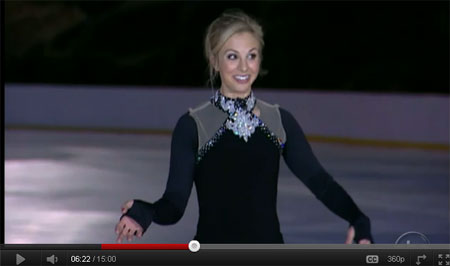 Elisabeth-Hasselbeck-16 Smiling Elisabeth Hasselbeck