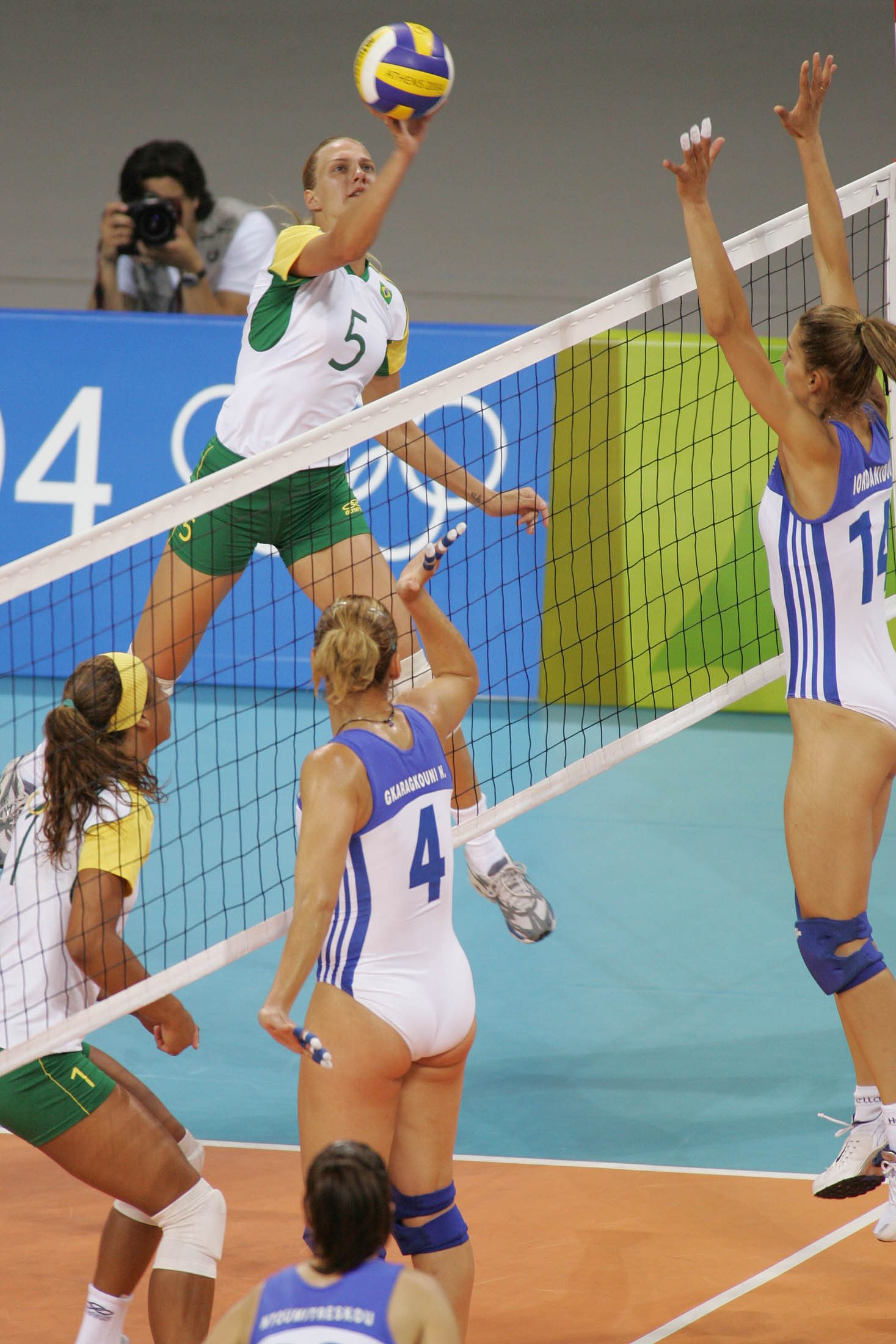 view-volleyball-team-nude-florence