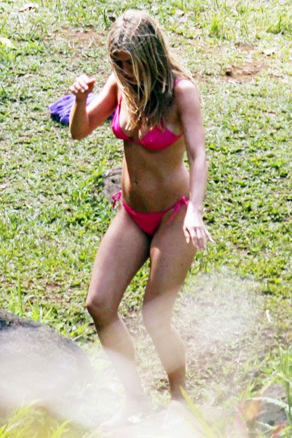 Filiming Just Go With It - Jennifer Aniston