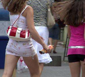 street_candid_22_hdv Miniskirt Candid - Lovely Legs