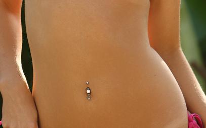 model_katie_6 Katie's looking great, the photographer is going to ask her if she's comfortable removing her bikini