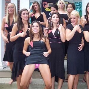 Skirt lifting show-off 