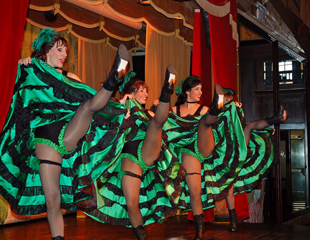 Spanish-CanCan_1 Spanish Can-Can Upskirts