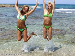 UGotItFlauntItGirls - Bonnie and Karina