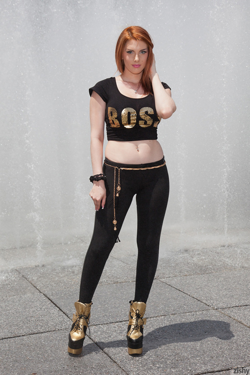 Red-head Lilith Lust posing for Zishy