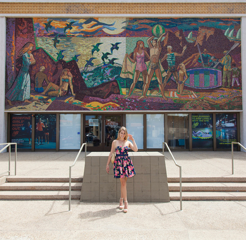 Veronica goes shopping with Zishy