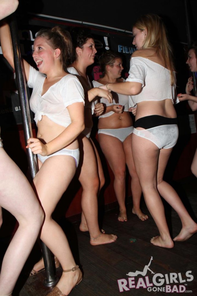 Drunk UK Girls Start a Wet T-shirt Contest on Stage