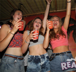 Real Girls Gone Bad - Drunk Party Girls
