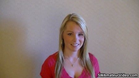 Casie and Kayla pose for a casting call