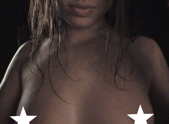 At last Kari Sweets shows her uncensored tits to the delight of her fans