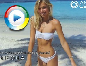 Sexy Music Video With Supercute Bikini Girls