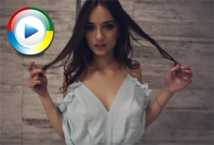 StasyQ girl SophieQ takes a shower