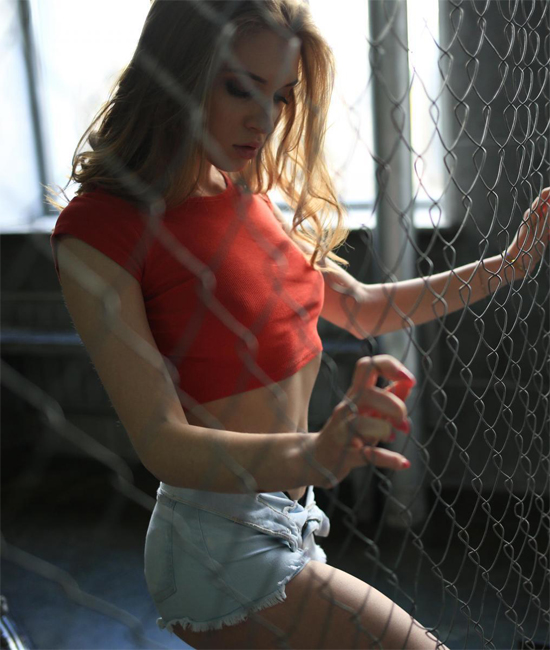 StasyQ girl looking sexy